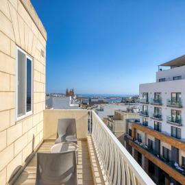 Modern Apartments with Rooftop Terrace, Steps to Mellieħa Bay Beach