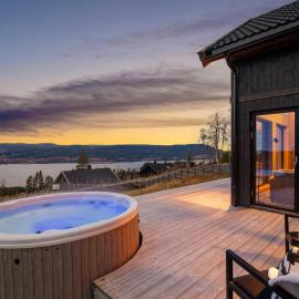 Mjøsli Panorama · Jacuzzi & Badstu · Mjøsa-utsikt · 30 min OSL, hôtel à Eina