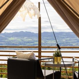 Telt 2: Nattskyen · Glamping · Mjøsa-utsikt · 30 min OSL, Hotel in Eina