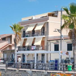 Marger Apartments, hotel a Santa Maria di Castellabate