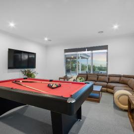 Spacious 5BR near A 'port, Calder Park, Plenty of Parking, Hotel in Bulla