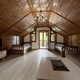 Ananuri Family House, hotel a Ananuri