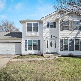 Blairs 2 Story House 3 Bed 2 and a half Bath, hotel in O'Fallon