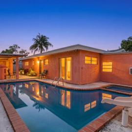 Miami Gardens Pool Retreat