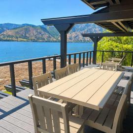 Lakefront Condo B3 Pool in Wapato Point Chelan, hotel em Manson