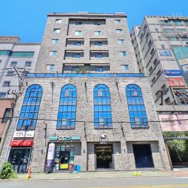 The Hound Hotel Changwon Terminal