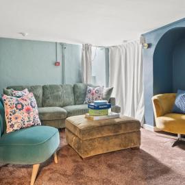 Victorian 5-Bed Home| Loft |Walk to City & Cricket, hotelli kohteessa Worcester