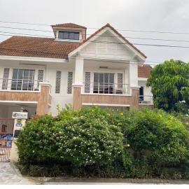 Comfortable House in Latkrabang: Lat Krabang şehrinde bir otel