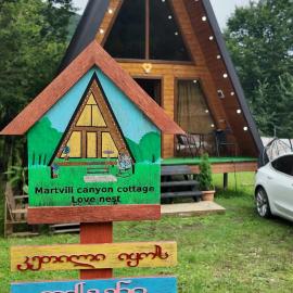 martvili canyon cottage Love nest