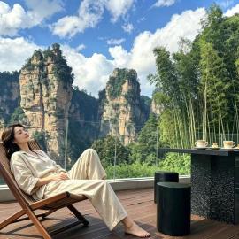 Zhangjiajie YOMO Retreat--Best Avatar Mount View, Free shuttle service to south gate of the forest park,Free Fresh Coffee,Free Self-Service Laundry & Drying, Entrance Ticket Serivce,Wholesome food,Travel Guide