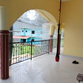 Yellow House Morjim