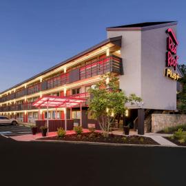 Red Roof Inn PLUS+ Columbus-Ohio State University OSU، فندق في كولومبوس
