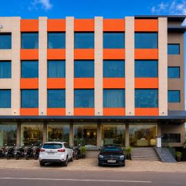 Hotel Cloud by ARIENA, hotel sa Phundardih