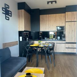 Apartament No82 Yellow Holiday Home Zator
