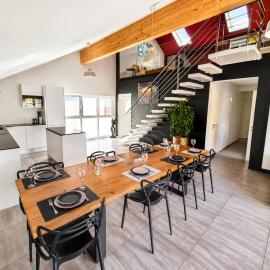 Calm and modern apartment, hotel Eischenben