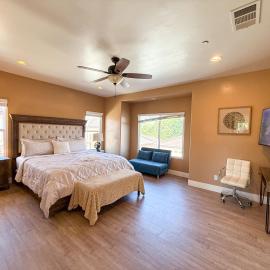 Spacious 4BR Home 2 Living Rooms Near Disney
