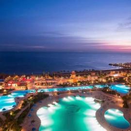 porto elsokhna pyamids sea veiw