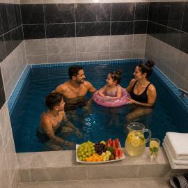 Ay Yıldız Termal Otel, готель у місті İhsaniye