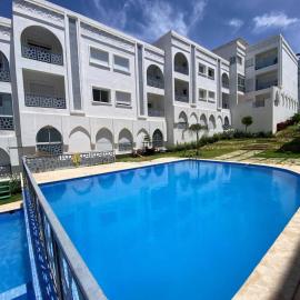 Golden Gulf Apartment、Noûnouechのホテル