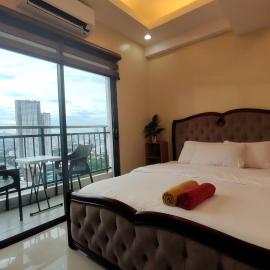 Balcony Panorama for Workcation Couple