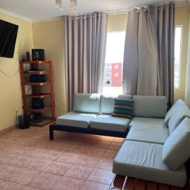 Depa Condominio Pinos de la Plata, hotel in Chiclayo