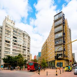 Hotel Continental ByHours