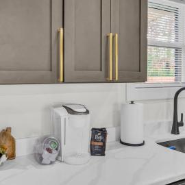 Inn at I40 Stylish 3 bedroom home, hotel em Dickson