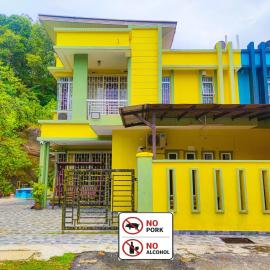 Spacious 8-Bedroom House BBQ Event at Kajang by HCK