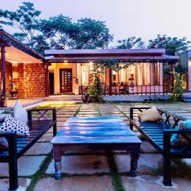 THE Quail, hotel din Hyderabad