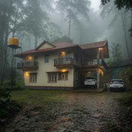 Usiiru Homestay, hotelli kohteessa Hanbal