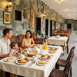 Fortey Grand Hotel, Restaurant & Bar