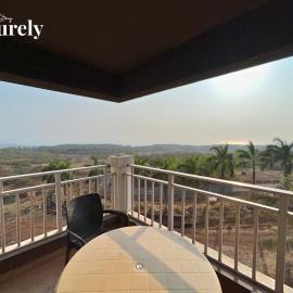 StayLeisurely Ocean Pearl 2BHK, Guhaghar Sea View