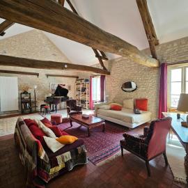 Authentic winemaker's house in the heart of Irancy