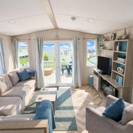 Stunning 2 bedroom static caravan near the beach, at Hoburne Devon Bay
