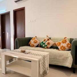 Adrelis StayNest 2BR Apt Amoret Homes