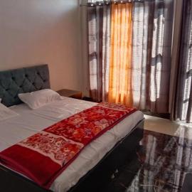 Devlok hotel, hotell sihtkohas Miānī