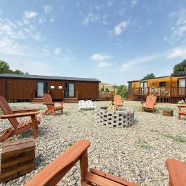 Casa Celeste - CAROLINA B - Tiny House in Iasi, hotel di Rediu
