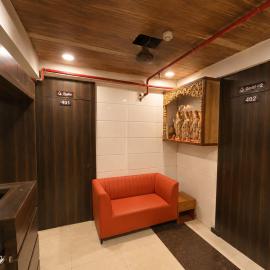 Hotel Skyline, hotel a Chalthān