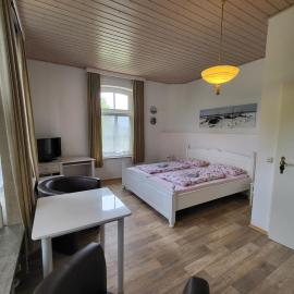 Gästezimmer "Gartenblick" Moerenhof Xanten، فندق في إكسانتن