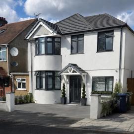 Private Ensuite Double Room, Parking, Near Wembley, hotel v destinaci Harrow on the Hill
