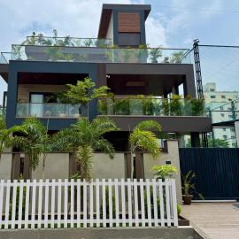 Skywood Villa 5BHK, hotel a Gomti Nagar