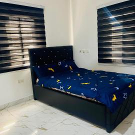 Vienna City Pub Apartment Ghana, hotel em Oyibi