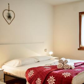 Dolomis Apartments
