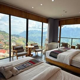 Lá Đỏ Hotel Retreat Sapa Center