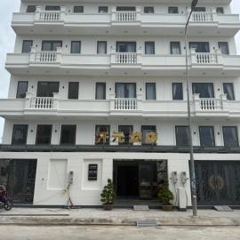 隆安开元酒店, viešbutis mieste Ðức Hòa