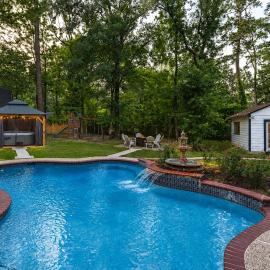 Houston Pool Play and Stay, hotel em Spring