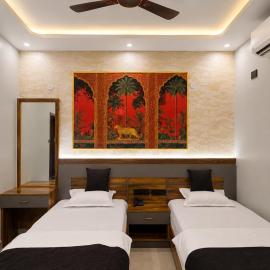 THE Vinay Hotel & Banquet, hotel em Luckeesarai