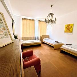 ROOMS Udolni - Červený kostel, hotel u Brnu