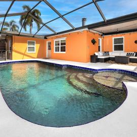 Clearwater Cabana LUXURY Home with Private Pool