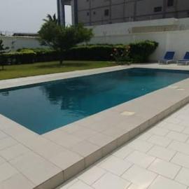 Résidence Meublée avec piscine, hotel em Baguida